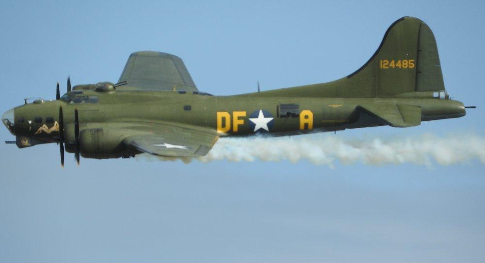 Boeing B 17g Flying Fortress 9 Poster